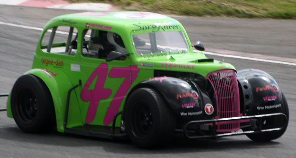 Kennie Frydkjær i sin let-genkendelige Legend Racer fandt farten i søndagens løb
(Foto: Vitesse Racing)